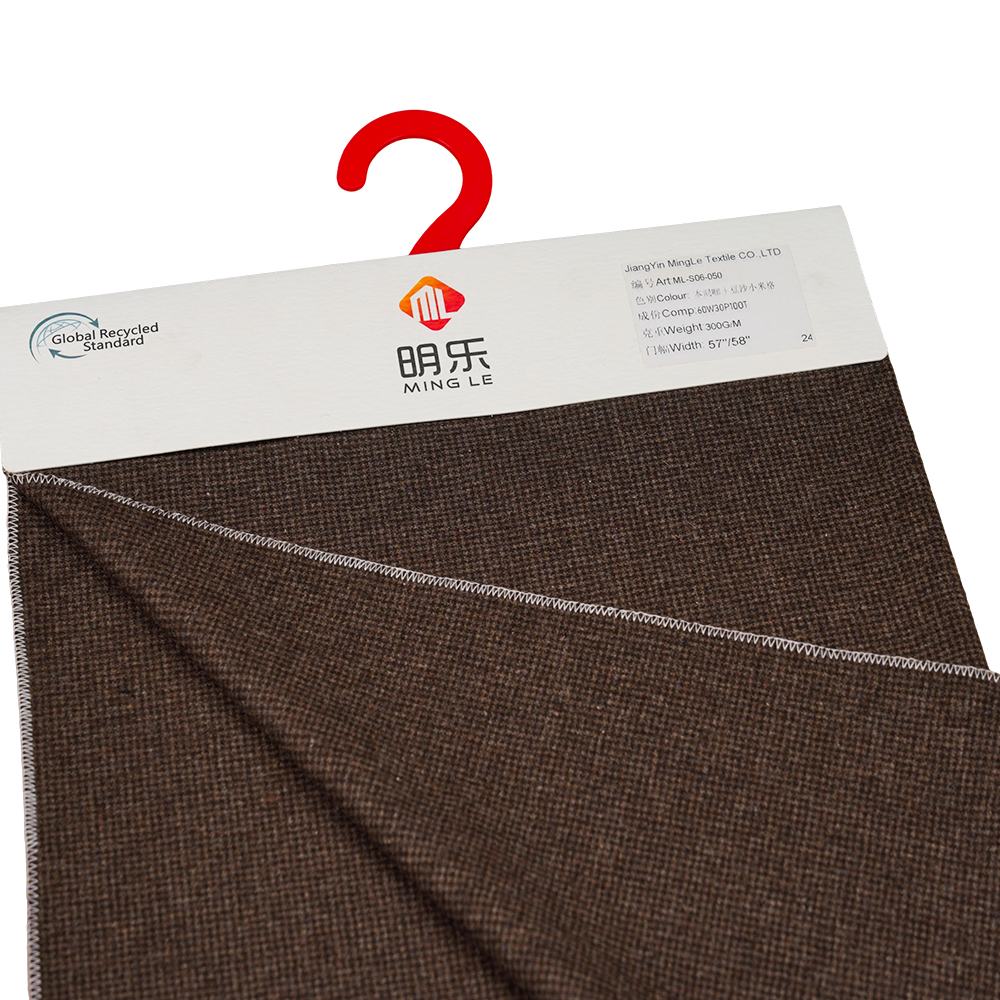 60 % vlna, 30 % polyester, 10 % ostatní vlákno, 300 G/M, směs káva + pasta z červených fazolí, proso, flanel, ML-S06-050