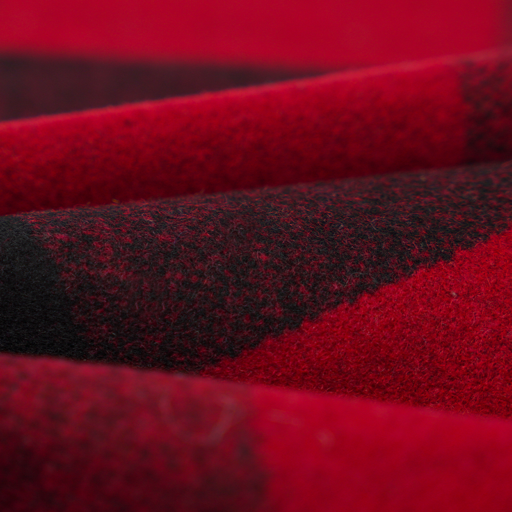 50% vlna, 40% polyester, 10% ostatní vlákno, 760G/M, černo-červený pléd, Melton Fabric, ML-3010354